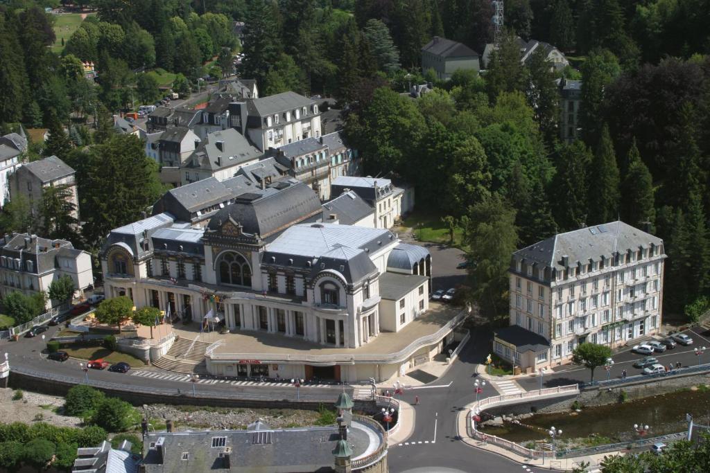 Le Parc Des Fees Hotel Retaurant & Spa La Bourboule Eksteriør bilde