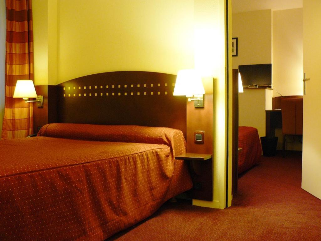 Le Parc Des Fees Hotel Retaurant & Spa La Bourboule Rom bilde